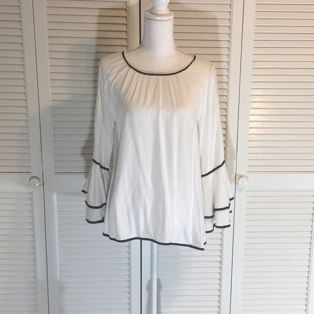 Life Style White Dressy Top with Black Edging S